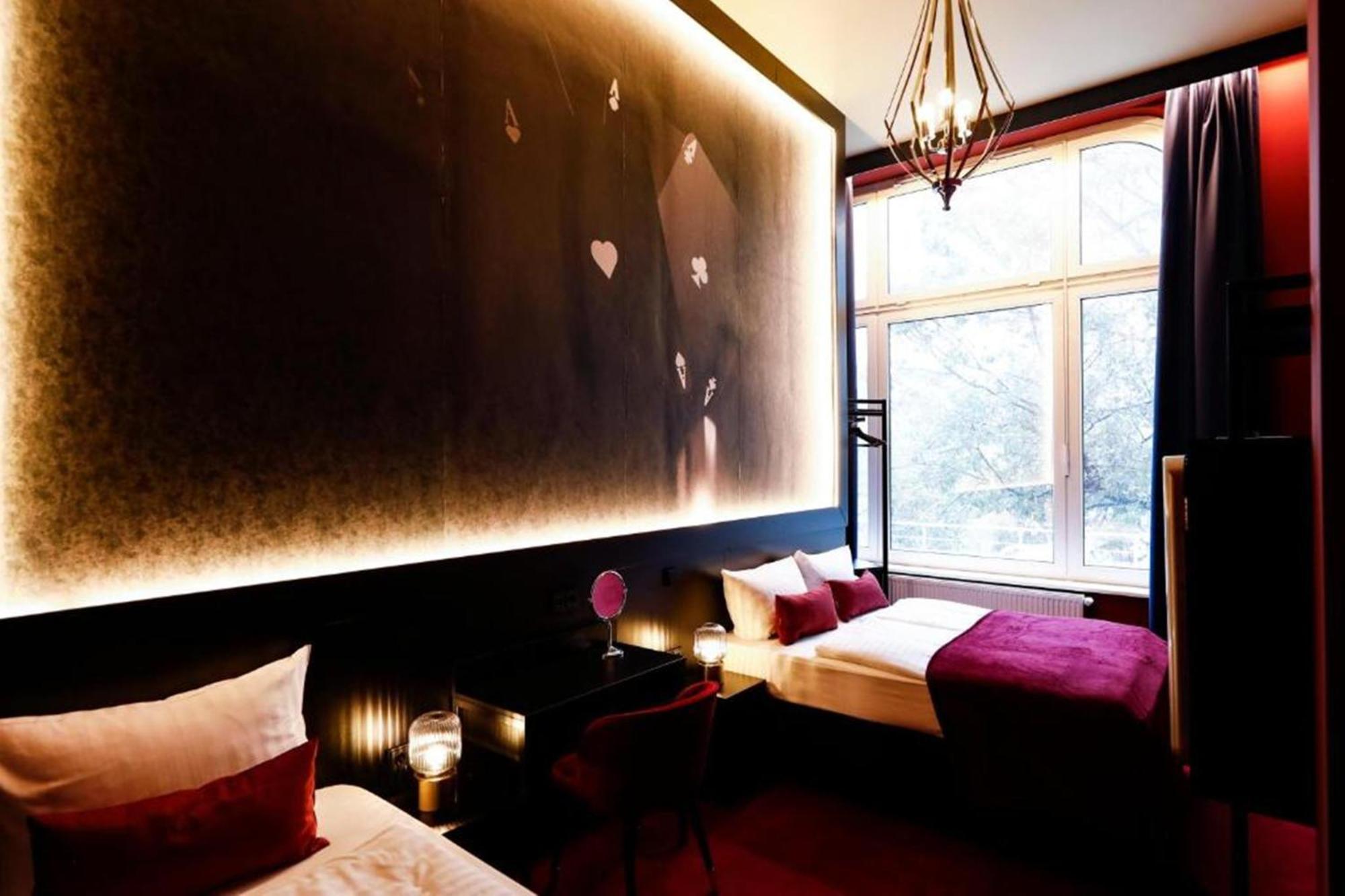 Sleephotels Casino Гамбург Номер фото