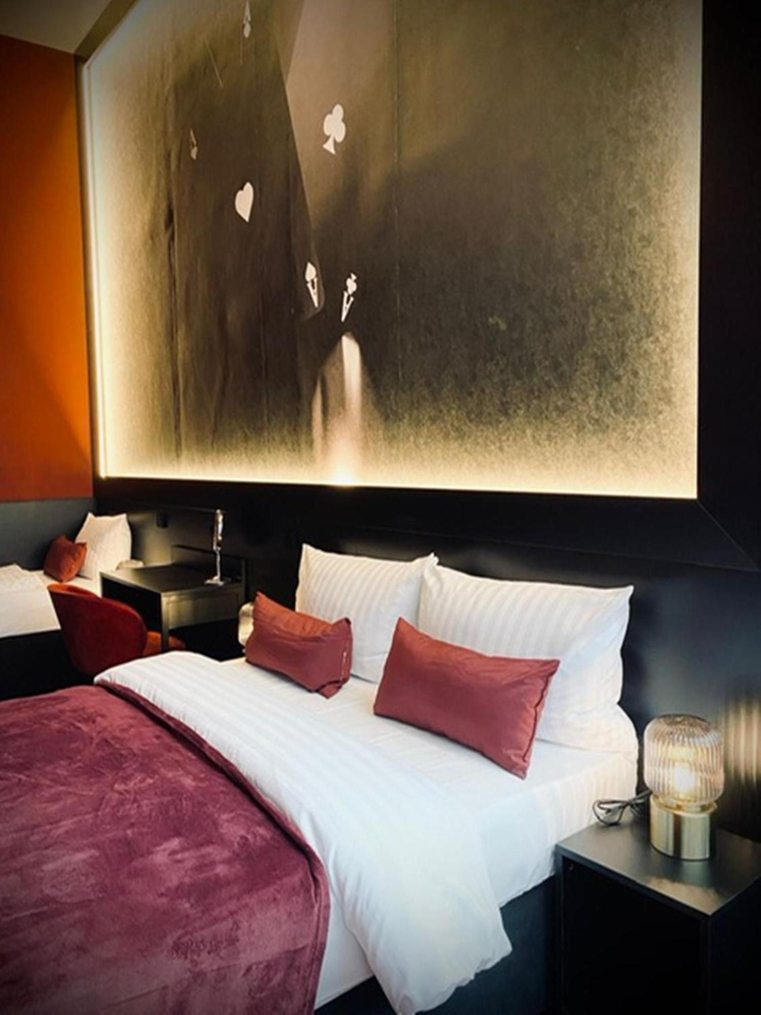 Sleephotels Casino Гамбург Номер фото